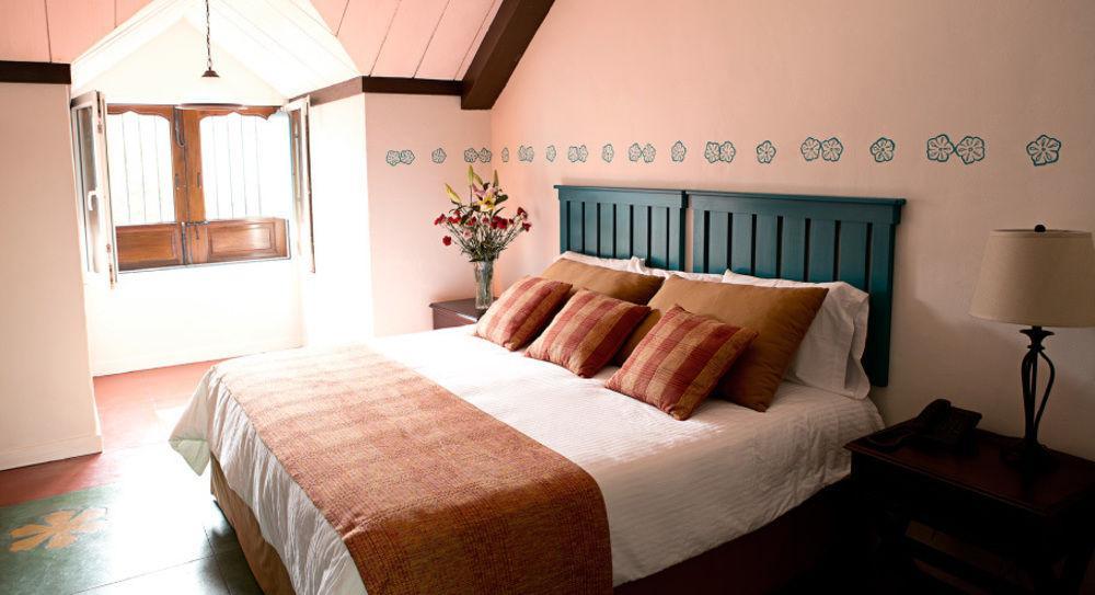 Hotel Isla De Flores Eksteriør bilde