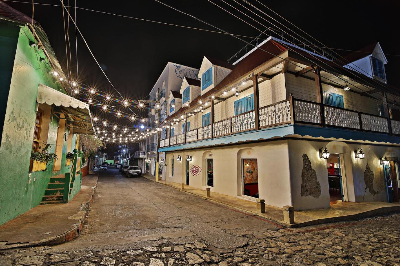 Hotel Isla De Flores Eksteriør bilde