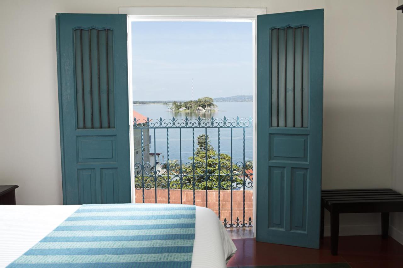 Hotel Isla De Flores Eksteriør bilde